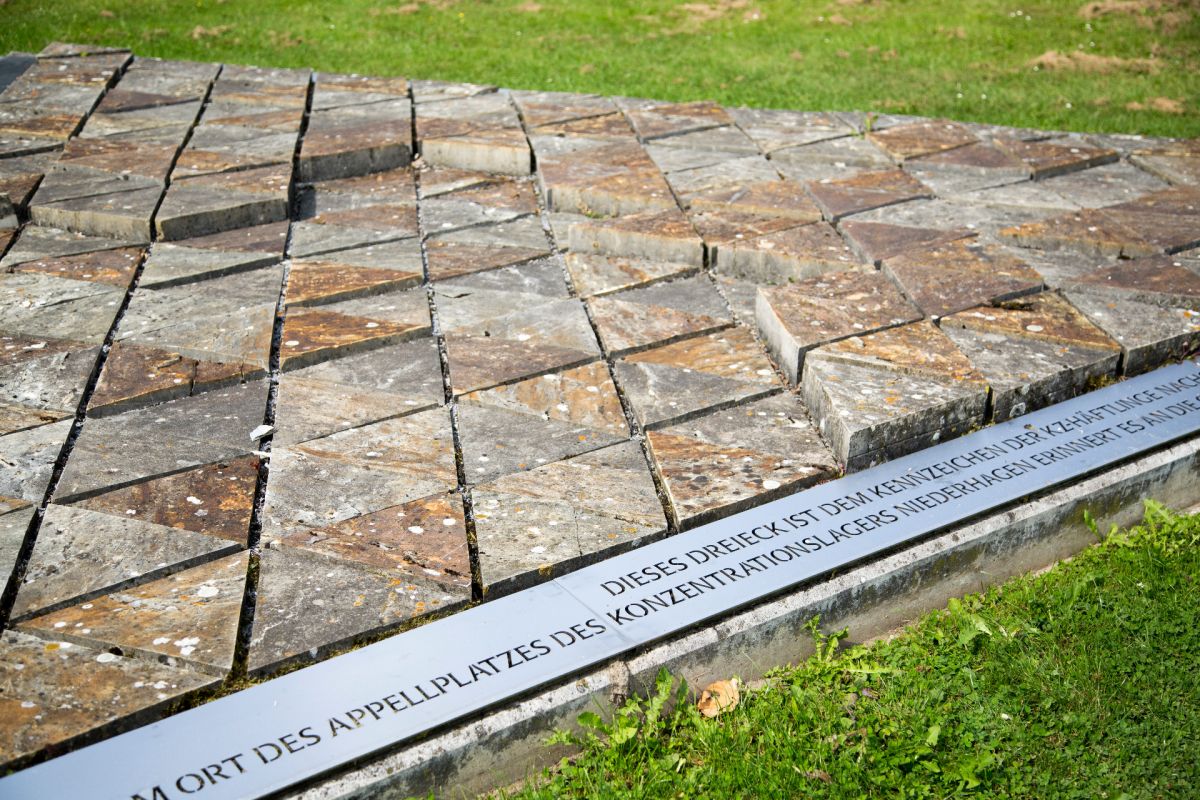 Gedenkfeier für die Opfer der SS-Gewalt in Wewelsburg anlässlich des 78. Jahrestages der Befreiung des KZ Niederhagen